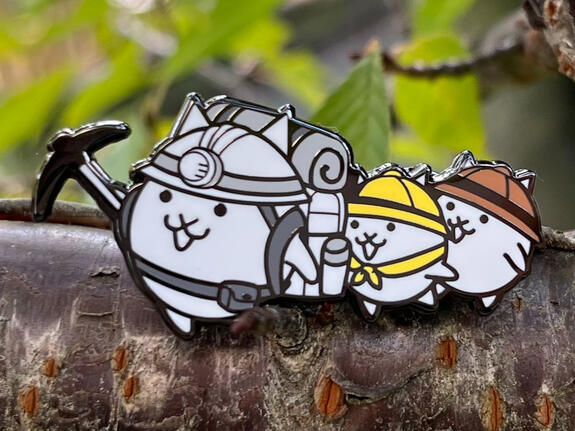 Battle Cats Pin